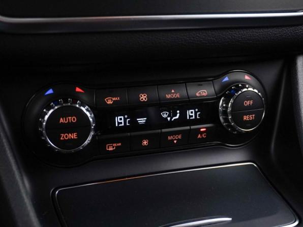 Mercedes-Benz CLA I (C117 X117) Рестайлинг с пробегом 2016 года, цена 2 148 444 рубля, 125210 км, седан, Автокод Объявления