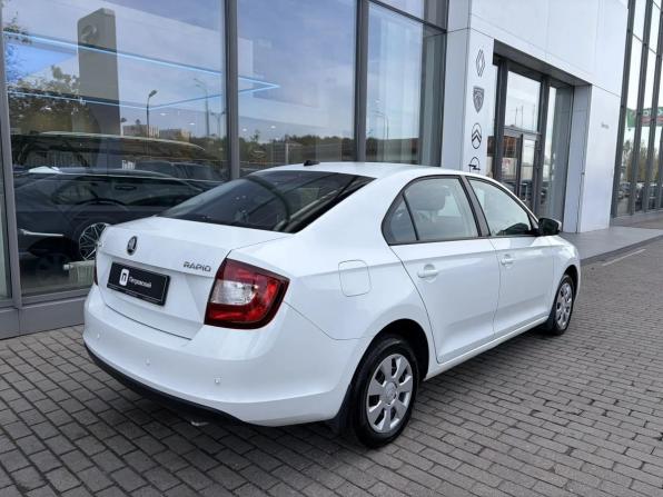 Skoda Rapid I Рестайлинг с пробегом 2018 года, цена 1 010 000 рублей, 106219 км, лифтбек, Автокод Объявления