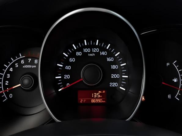 Kia Rio III Рестайлинг с пробегом 2015 года, цена 1 200 000 рублей, 86989 км, хэтчбек, Автокод Объявления