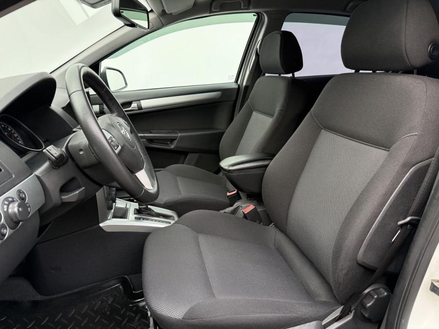 Opel Astra H Рестайлинг Москва  - изображение 10