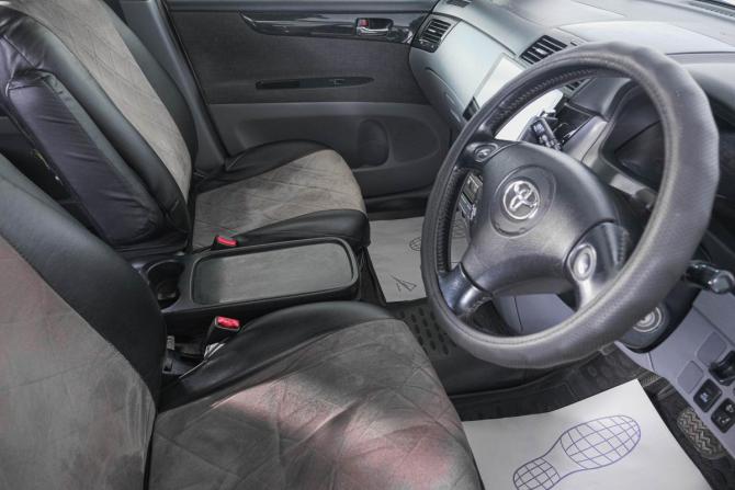 Toyota Ipsum II (M20) с пробегом 2001 года, цена 949 000 рублей, 239000 км, компактвэн, Автокод Объявления