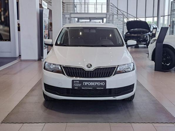 Skoda Rapid I Рестайлинг с пробегом 2017 года, цена 1 175 000 рублей, 76801 км, лифтбек, Автокод Объявления