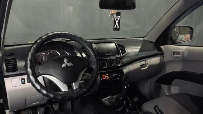 Mitsubishi L200 IV с пробегом 2012 года, цена 1 250 000 рублей, 302538 км, пикап, Автокод Объявления
