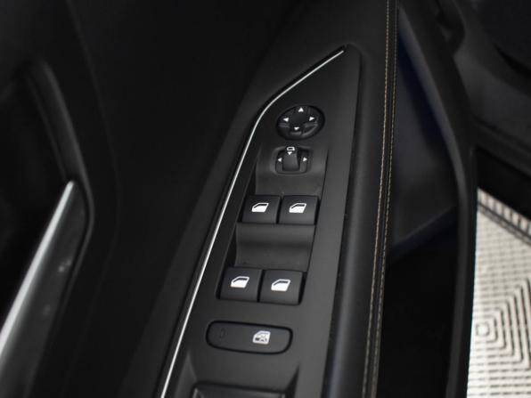 Peugeot 3008 II с пробегом 2019 года, цена 2 326 500 рублей, 85500 км, внедорожник, Автокод Объявления
