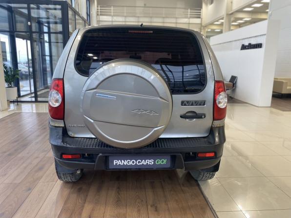 Chevrolet Niva I Рестайлинг с пробегом 2009 года, цена 300 000 рублей, 145797 км, внедорожник, Автокод Объявления