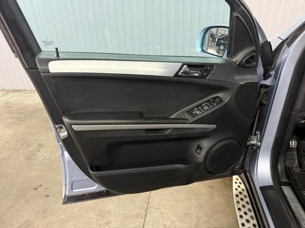 Mercedes-Benz M-Класс II (W164) с пробегом 2006 года, цена 877 000 рублей, 261548 км, внедорожник, Автокод Объявления