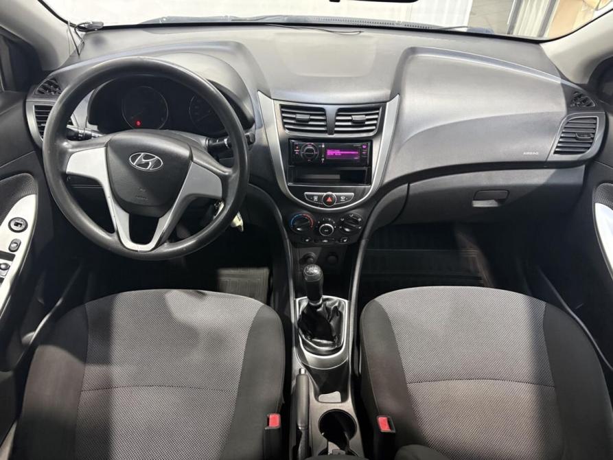 Hyundai Solaris I Курск  - изображение 8