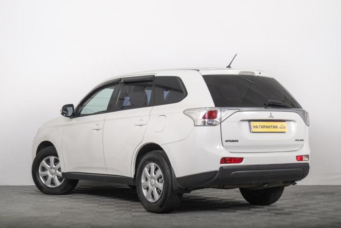 Mitsubishi Outlander III с пробегом 2012 года, цена 1 769 000 рублей, 170000 км, внедорожник, Автокод Объявления