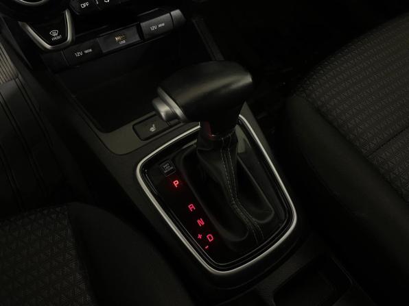 Kia Rio IV Рестайлинг с пробегом 2021 года, цена 1 824 000 рублей, 60210 км, хэтчбек, Автокод Объявления