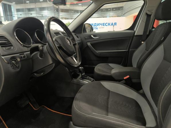 Skoda Yeti I Рестайлинг с пробегом 2017 года, цена 1 450 000 рублей, 149304 км, внедорожник, Автокод Объявления