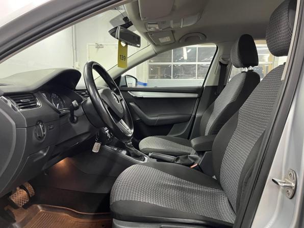 Skoda Octavia III (A7) с пробегом 2015 года, цена 1 110 000 рублей, 141821 км, лифтбек, Автокод Объявления
