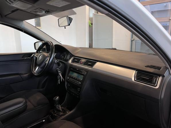 Skoda Rapid I с пробегом 2014 года, цена 680 000 рублей, 288566 км, лифтбек, Автокод Объявления