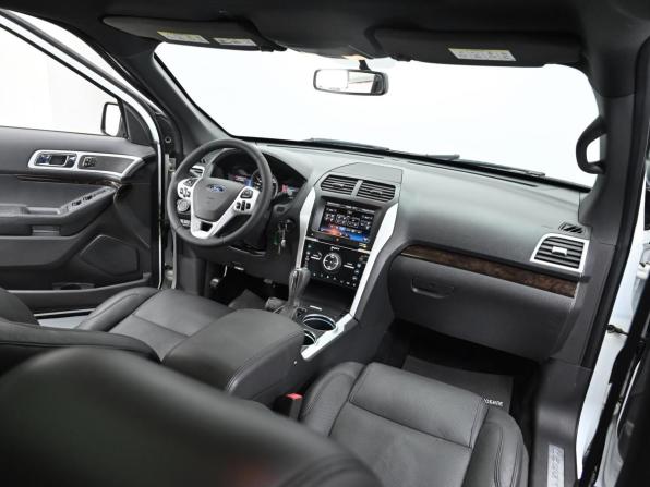 Ford Explorer V с пробегом 2014 года, цена 1 499 000 рублей, 117000 км, внедорожник, Автокод Объявления
