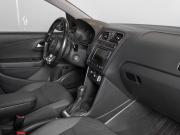 Volkswagen Polo V Рестайлинг Казань  - изображение 15