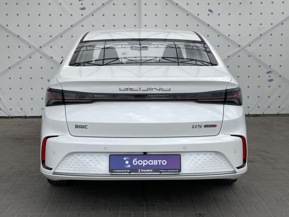 BAIC U5 Plus с пробегом 2023 года, цена 1 350 000 рублей, 24937 км, седан, Автокод Объявления