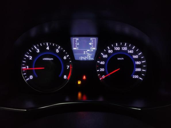 Hyundai Solaris I Рестайлинг с пробегом 2016 года, цена 899 000 рублей, 134243 км, седан, Автокод Объявления
