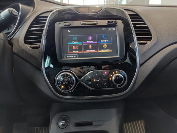 Renault Kaptur I с пробегом 2017 года, цена 1 369 000 рублей, 63796 км, внедорожник, Автокод Объявления