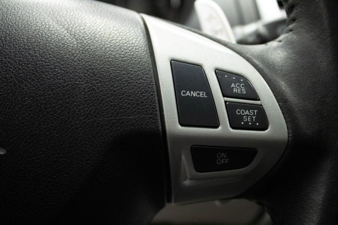 Mitsubishi Pajero Sport II Рестайлинг с пробегом 2013 года, цена 1 899 000 рублей, 143855 км, внедорожник, Автокод Объявления