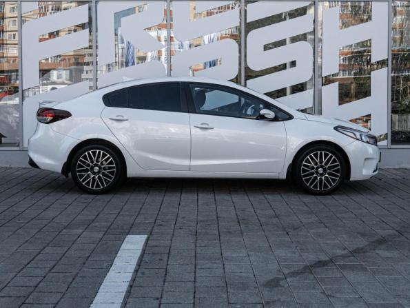 Kia Cerato III Рестайлинг (Classic) с пробегом 2019 года, цена 1 378 000 рублей, 197825 км, седан, Автокод Объявления