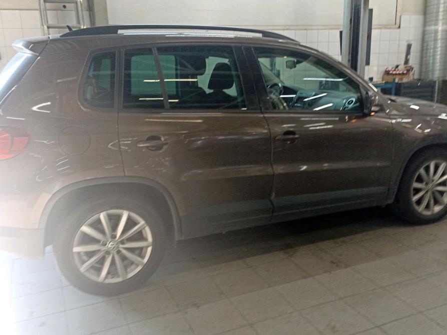 Volkswagen Tiguan I Рестайлинг Санкт-Петербург  - изображение 14