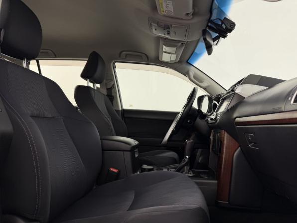 Toyota Land Cruiser Prado 150 Series Рестайлинг 1 с пробегом 2015 года, цена 2 849 000 рублей, 245000 км, внедорожник, Автокод Объявления