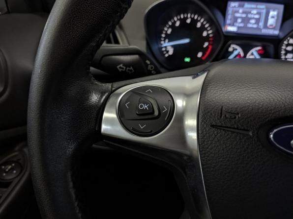 Ford Kuga II с пробегом 2013 года, цена 1 350 000 рублей, 111732 км, внедорожник, Автокод Объявления