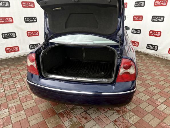 Volkswagen Passat B5 Рестайлинг с пробегом 2002 года, цена 529 990 рублей, 338908 км, седан, Автокод Объявления