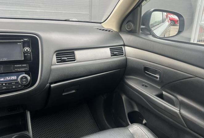 Mitsubishi Outlander II Рестайлинг с пробегом 2012 года, цена 1 300 000 рублей, 223375 км, внедорожник, Автокод Объявления