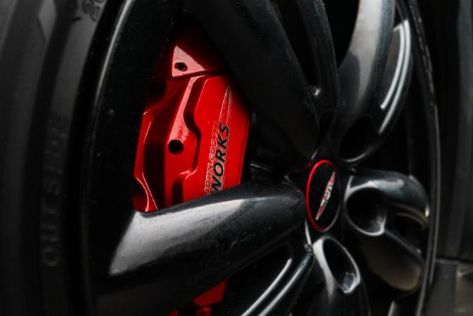 Mini Hatch III (F55/F56) с пробегом 2016 года, цена 2 399 000 рублей, 57120 км, хэтчбек, Автокод Объявления