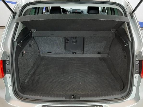 Volkswagen Tiguan I с пробегом 2011 года, цена 910 000 рублей, 272383 км, внедорожник, Автокод Объявления