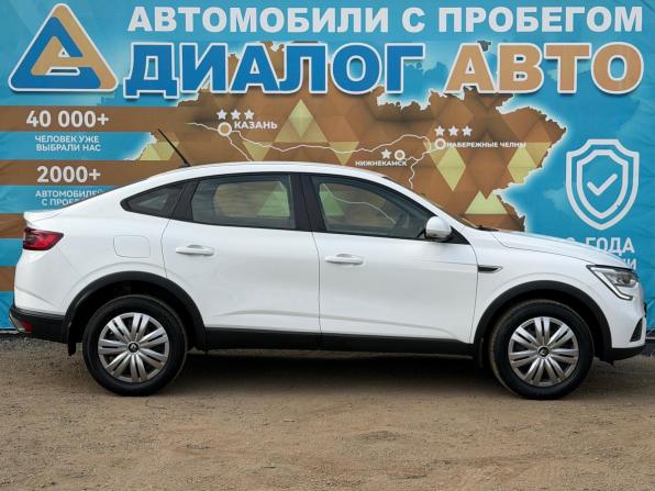 Renault Arkana I с пробегом 2022 года, цена 1 429 000 рублей, 42130 км, внедорожник, Автокод Объявления