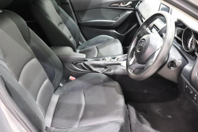 Mazda Axela III с пробегом 2014 года, цена 1 060 000 рублей, 175822 км, хэтчбек, Автокод Объявления