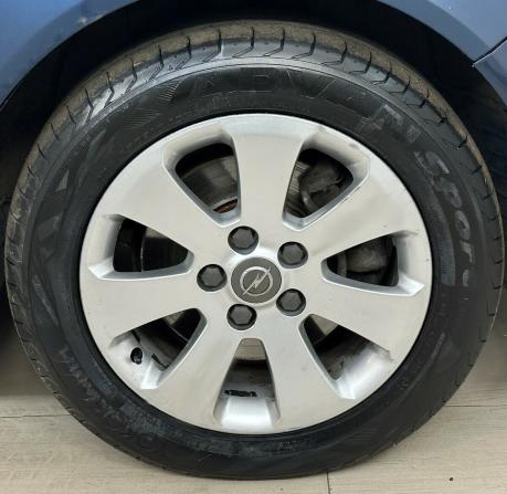 Opel Insignia I с пробегом 2012 года, цена 820 000 рублей, 199917 км, хэтчбек, Автокод Объявления
