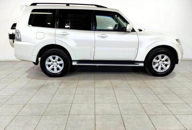 Mitsubishi Pajero IV Рестайлинг 2 с пробегом 2015 года, цена 2 150 000 рублей, 364109 км, внедорожник, Автокод Объявления