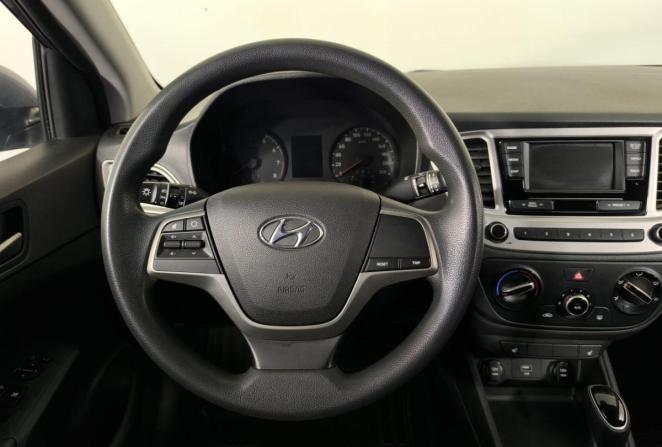 Hyundai Solaris II с пробегом 2019 года, цена 1 410 000 рублей, 109713 км, седан, Автокод Объявления