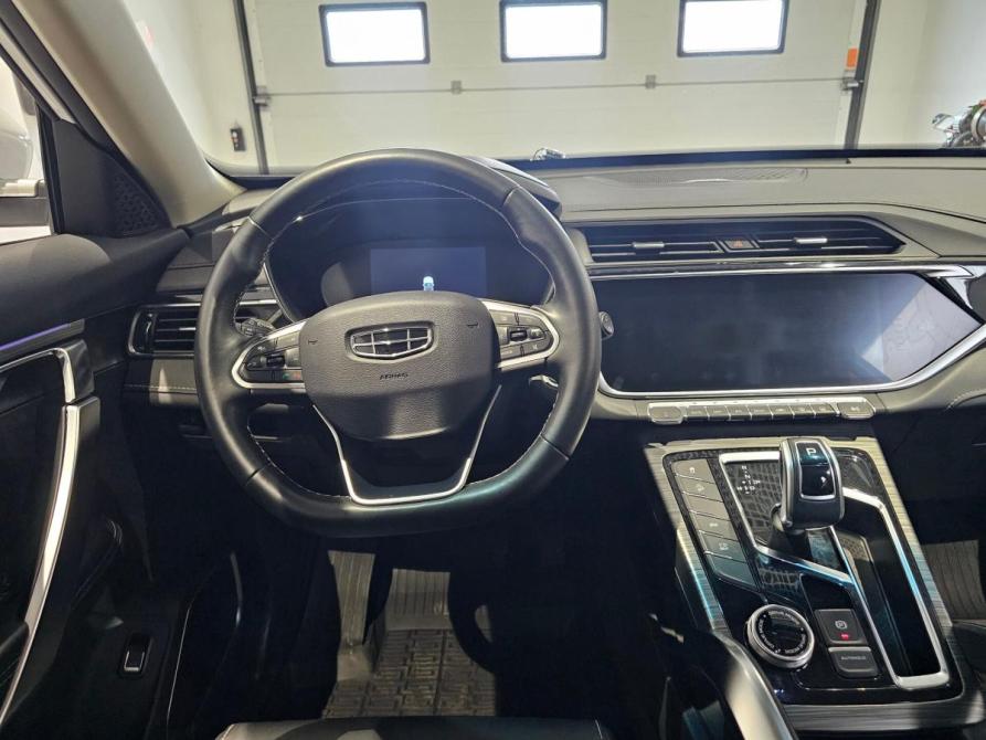 Geely Atlas Pro Москва  - изображение 7