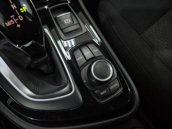 BMW 2 серии Active Tourer F45 Рестайлинг с пробегом 2018 года, цена 1 540 000 рублей, 39188 км, компактвэн, Автокод Объявления