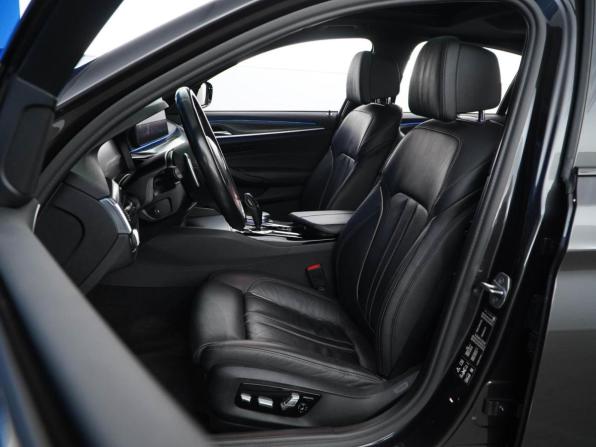 BMW 5 серии VII (G30/G31/G38) Рестайлинг с пробегом 2022 года, цена 6 510 055 рублей, 82545 км, седан, Автокод Объявления