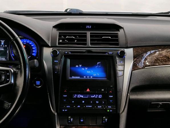Toyota Camry VII (XV50) Рестайлинг с пробегом 2017 года, цена 2 149 000 рублей, 211753 км, седан, Автокод Объявления