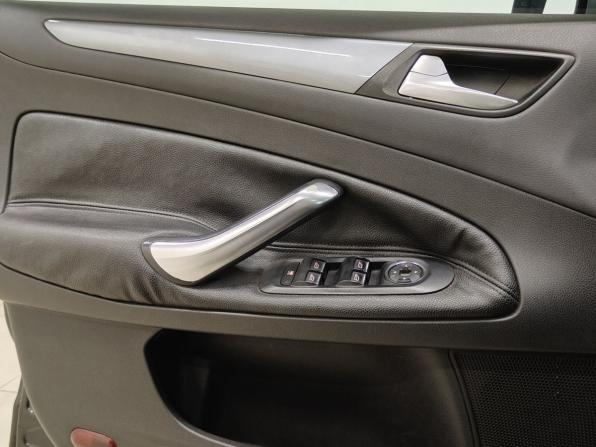 Ford Mondeo IV Рестайлинг с пробегом 2010 года, цена 652 500 рублей, 314301 км, седан, Автокод Объявления