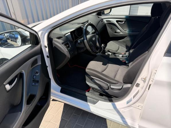 Hyundai Elantra V (MD) с пробегом 2014 года, цена 879 000 рублей, 266600 км, седан, Автокод Объявления