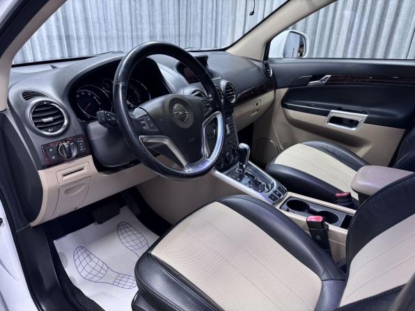 Opel Antara I Рестайлинг с пробегом 2013 года, цена 1 250 000 рублей, 128510 км, внедорожник, Автокод Объявления