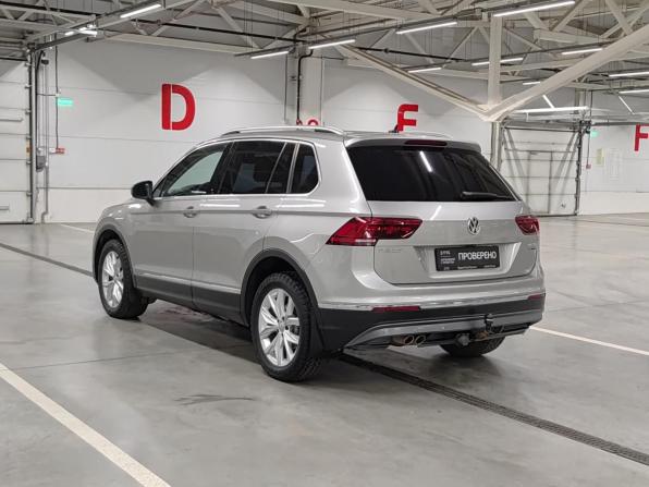Volkswagen Tiguan II с пробегом 2017 года, цена 2 501 000 рублей, 141067 км, внедорожник, Автокод Объявления