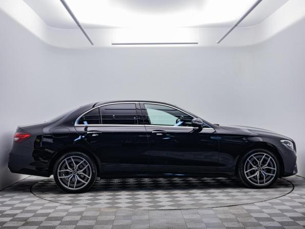 Mercedes-Benz E-Класс V (W213 S213 C238) Рестайлинг с пробегом 2021 года, цена 4 864 000 рублей, 48300 км, седан, Автокод Объявления