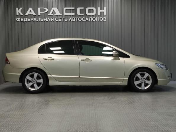 Honda Civic VIII Рестайлинг с пробегом 2008 года, цена 645 000 рублей, 146795 км, седан, Автокод Объявления