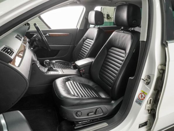 Volkswagen Passat B7 с пробегом 2013 года, цена 1 252 000 рублей, 156208 км, универсал, Автокод Объявления