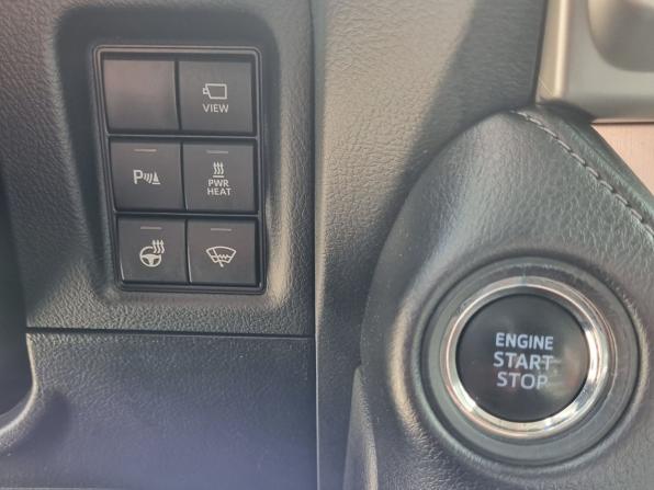 Toyota Land Cruiser Prado 150 Series Рестайлинг 2 с пробегом 2018 года, цена 5 190 000 рублей, 172266 км, внедорожник, Автокод Объявления