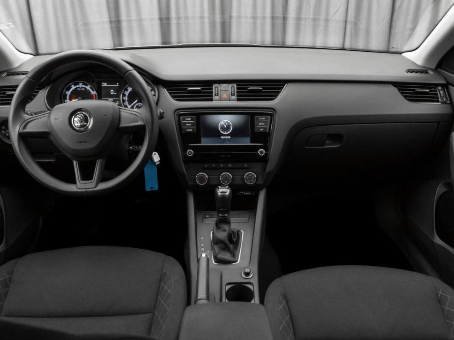 Skoda Octavia III (A7) Рестайлинг Москва  - изображение 8