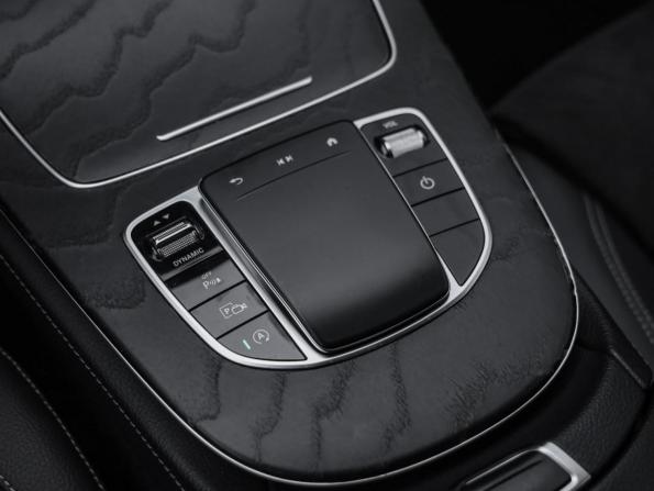 Mercedes-Benz E-Класс V (W213 S213 C238) Рестайлинг с пробегом 2021 года, цена 4 149 000 рублей, 61244 км, седан, Автокод Объявления