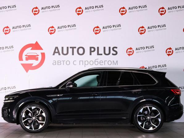 Volkswagen Touareg III с пробегом 2019 года, цена 4 100 000 рублей, 137197 км, внедорожник, Автокод Объявления